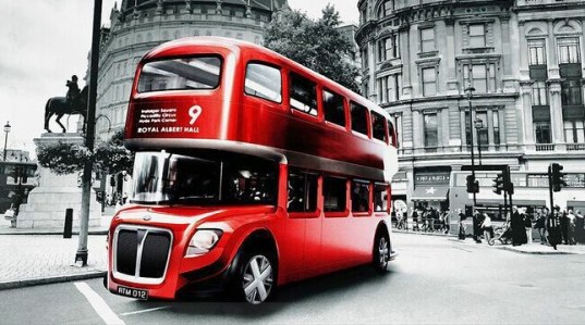 Chinese-built zero-emission double-decker ready to ferrying in London this October !