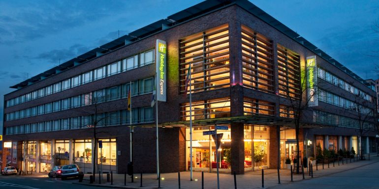 holiday-inn-express-essen-2532948380-2x1.jpeg